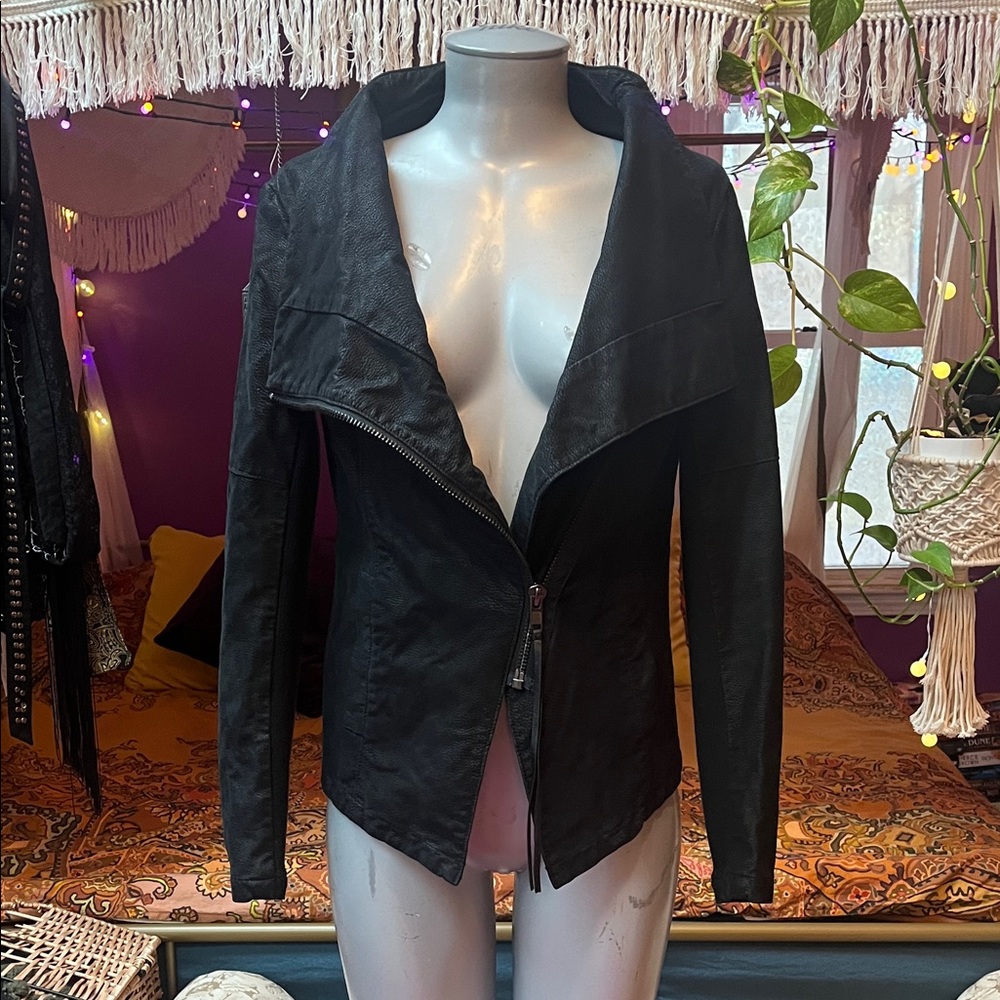 Vintage Y2K Grunge Goth black faux suede leather zip up jacket